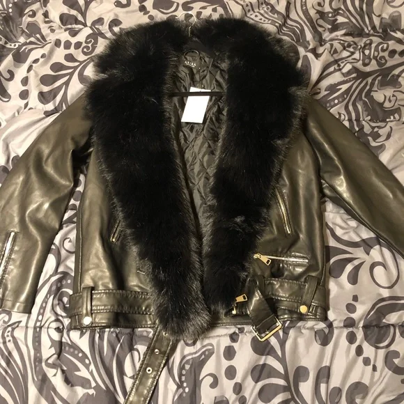 ON THE GO FUR TRIM OVERSIZED MOTO BIKER JACKET M - Picture 3 of 3